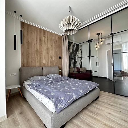 Sea Symphony 3-Bedrooms Lux Apartment Odessa Luaran gambar