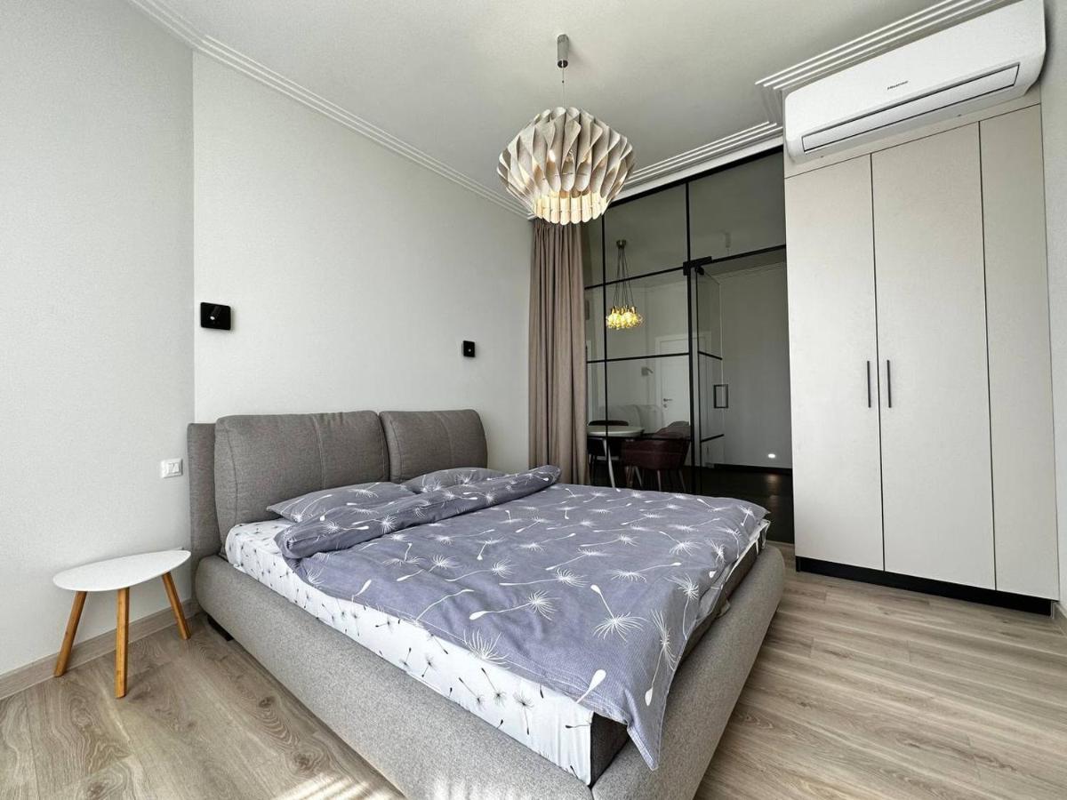 Sea Symphony 3-Bedrooms Lux Apartment Odessa Luaran gambar