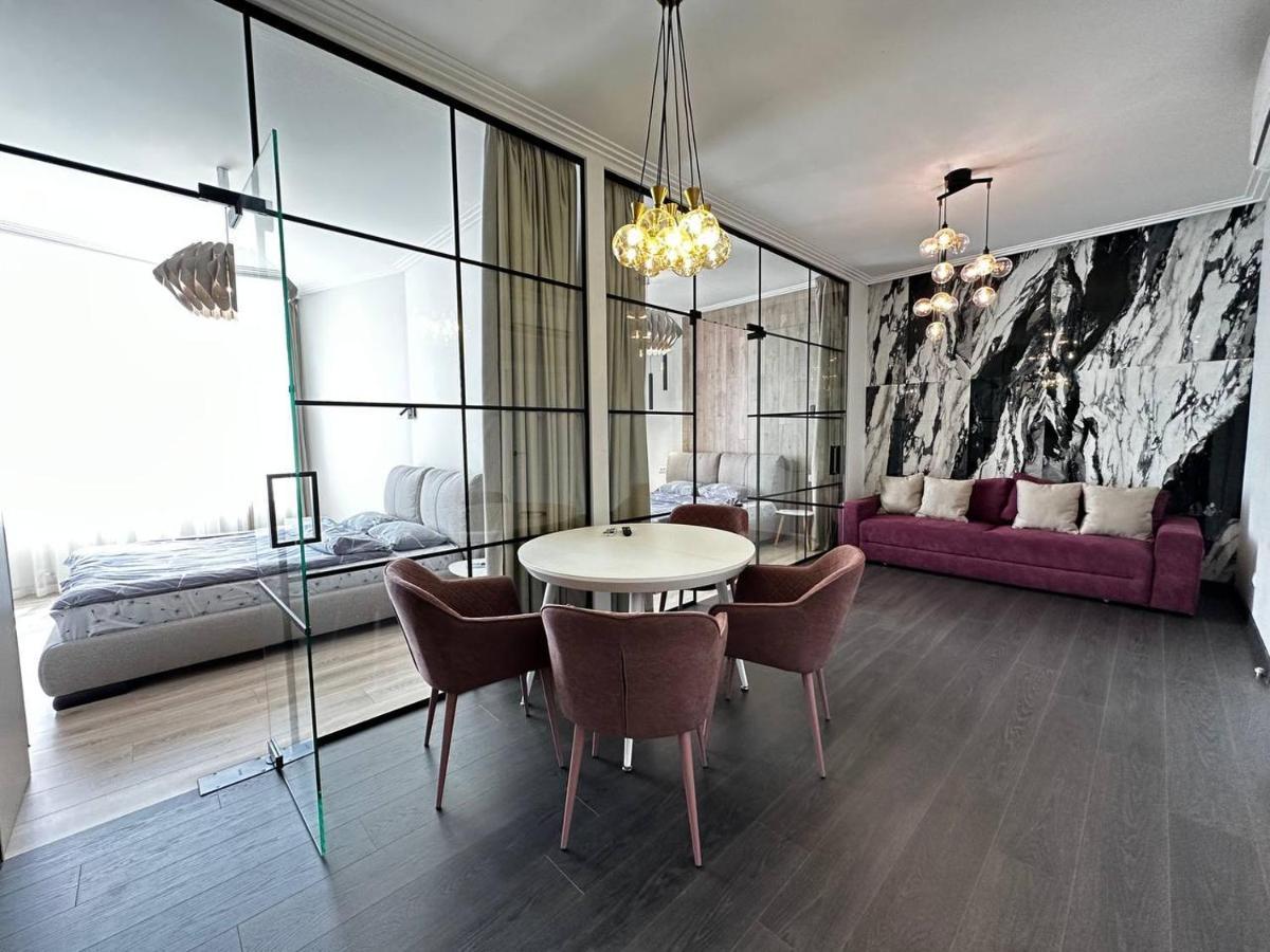 Sea Symphony 3-Bedrooms Lux Apartment Odessa Luaran gambar